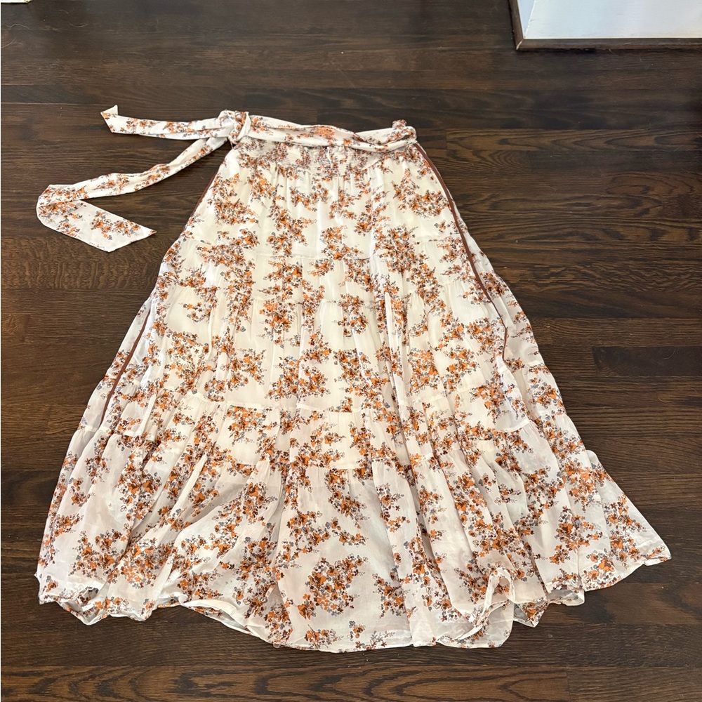ME AND EM
Wisteria floral-print cotton and silk-blend maxi skirt - 10
